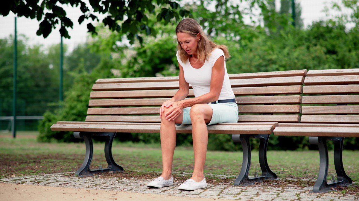 2325483663 knees hot weather jpg