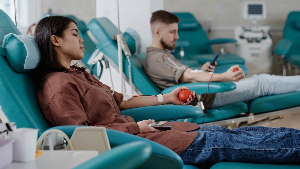 2419109643 blood donation jpg