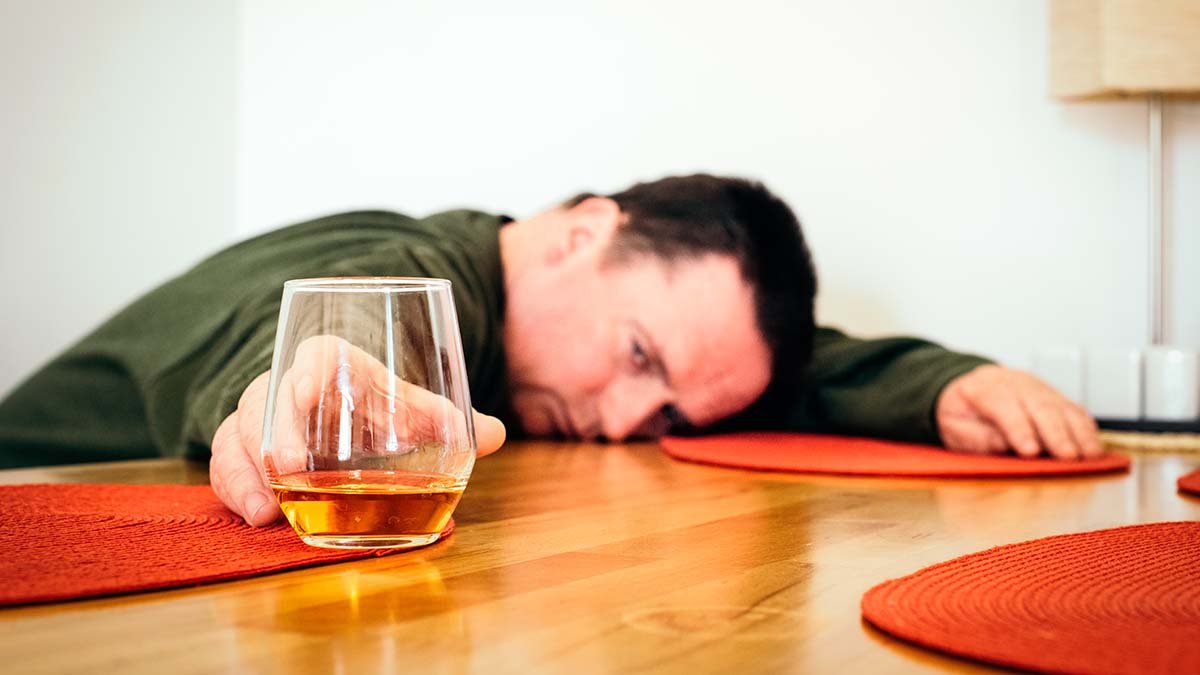 alcohol 1727612602 jpg