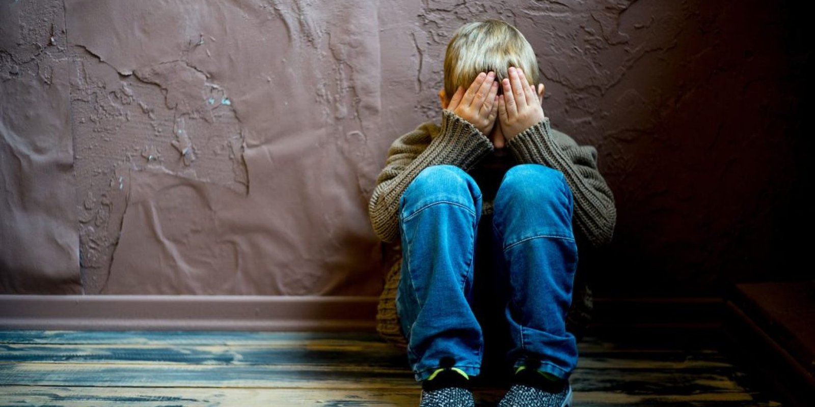 6 simadia trayma paidikis ilikias epireazei akoma 1024x683 jpg