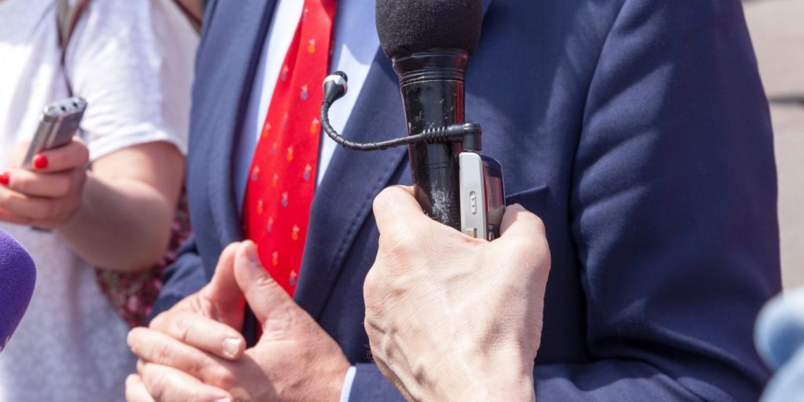 charaktiristika politikon dichasmo 1024x683 jpg