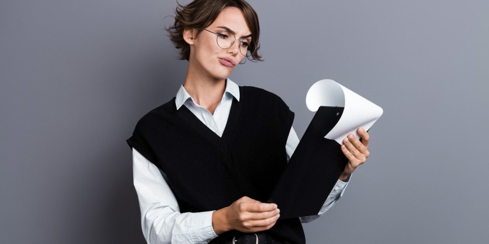 contract simbolaio shutterstock 2419381003 edited jpg