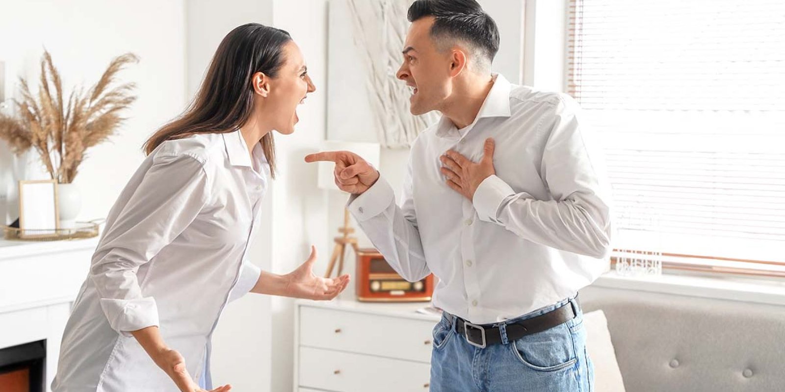 couple fight 2428578859 jpg