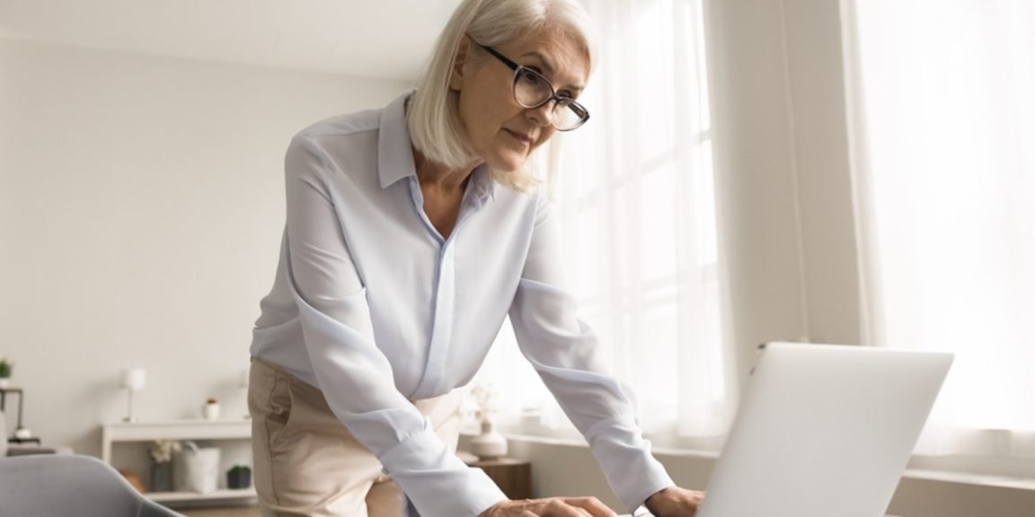 ergasia shutterstock 2608441597 jpg