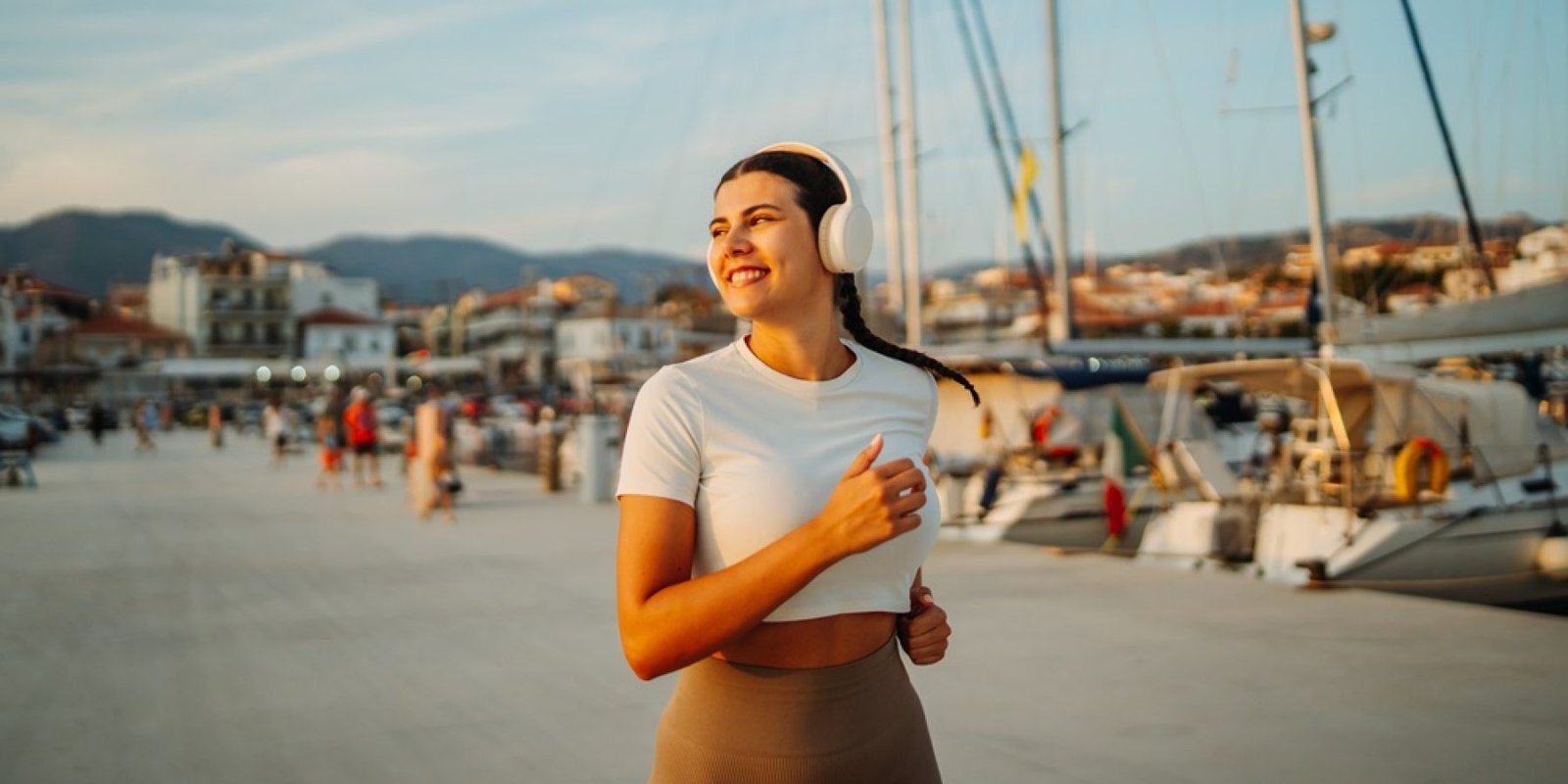 exercise run shutterstock 2737143377 jpg