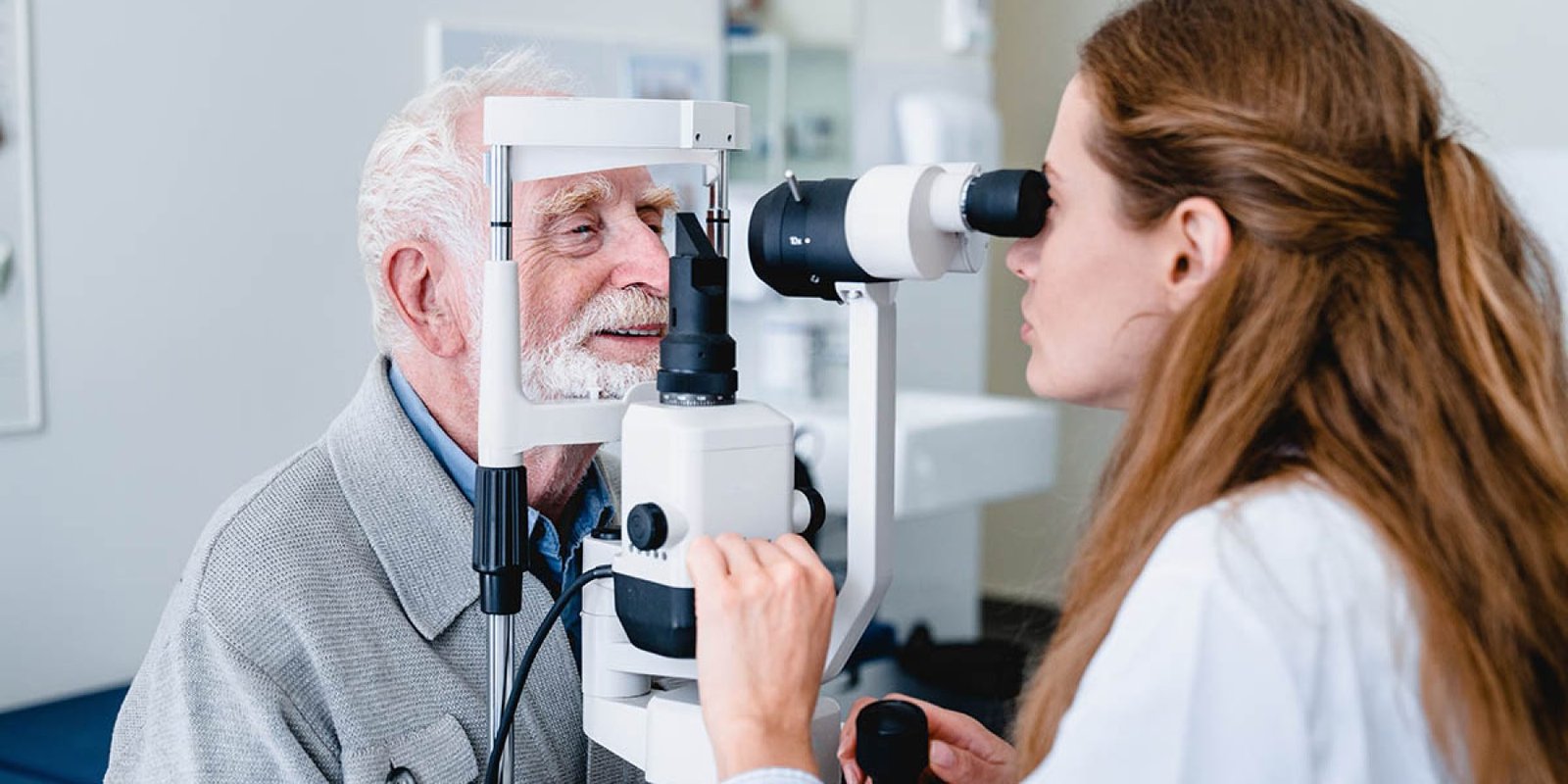 eye doctor 2384634847 jpg