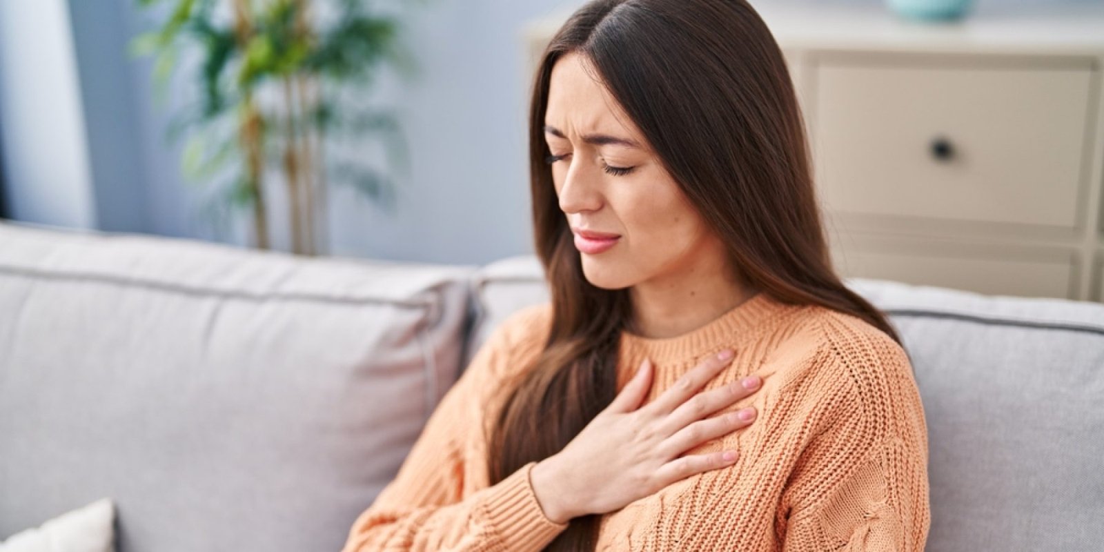 heart attack kardia shutterstock 2328771027 jpg