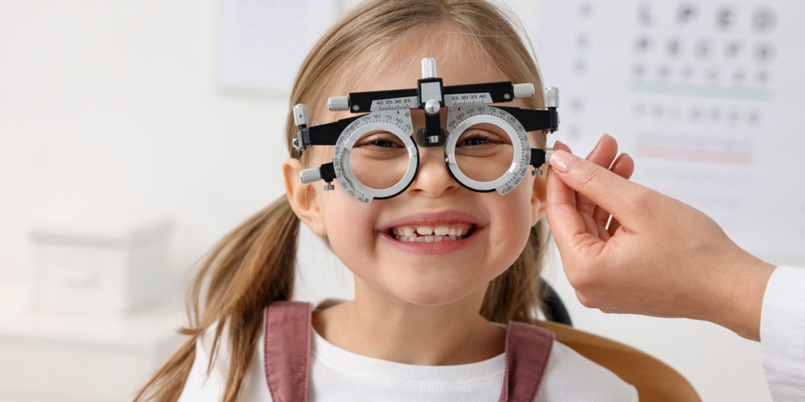 myopia eyes shutterstock 2599344235 jpg