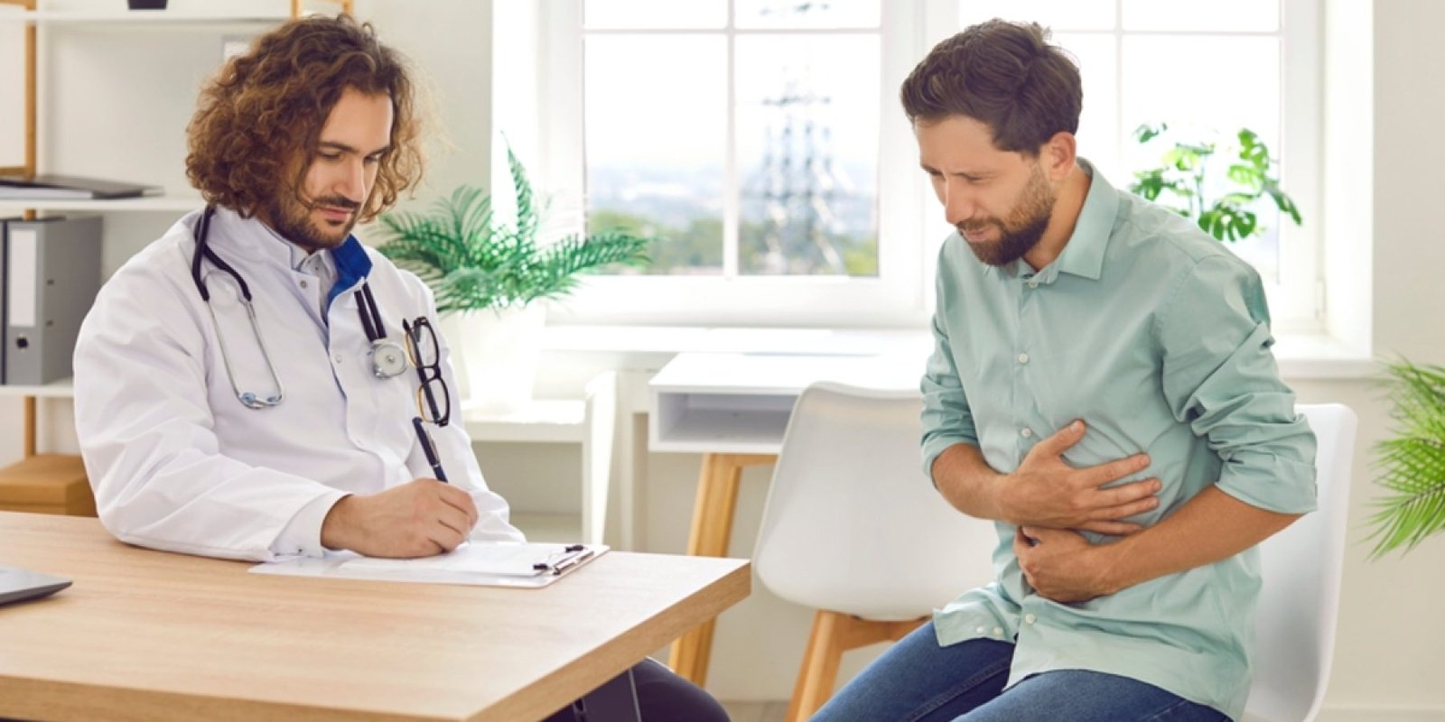 pain doctor shutterstock 2550193305 jpg