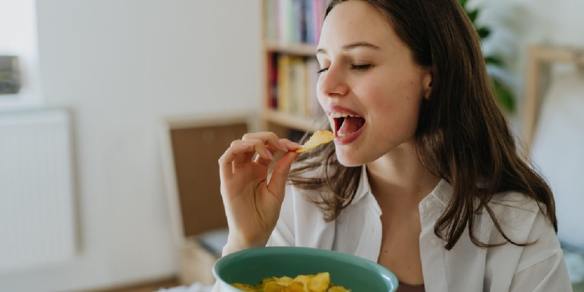 snak shutterstock 2435894673 jpg