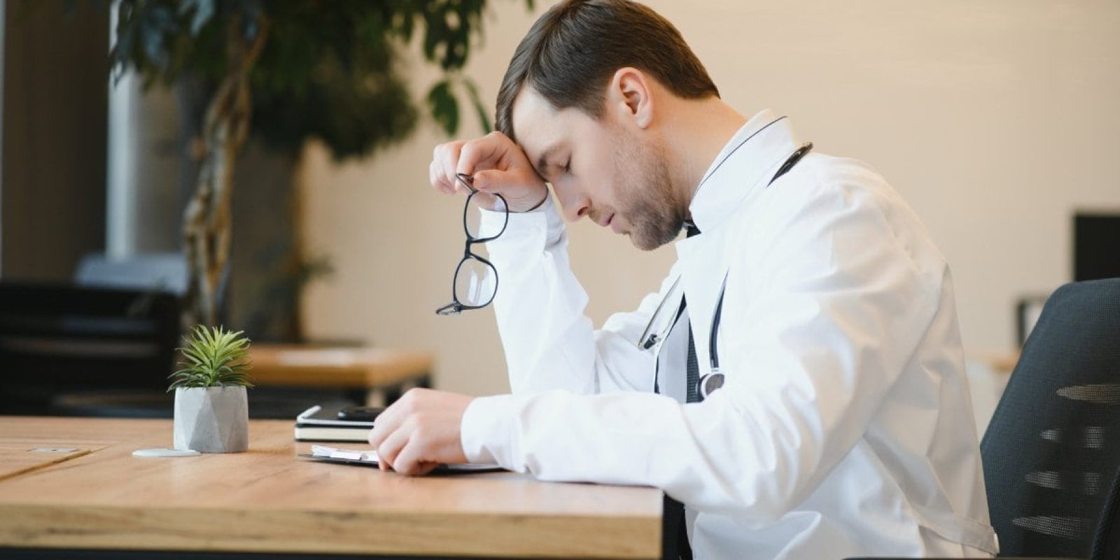 ΕΣΥ 4 Σοβαρά Υγειονομικά Περιστατικά και Ένας Θάνατος ως Αποτέλεσμα