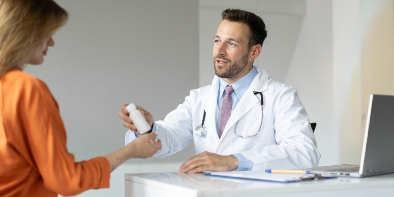 Εύκολη Πρόσβαση σε Ακριβά Φάρμακα: Χωρίς Ταλαιπωρία για Ασθενείς