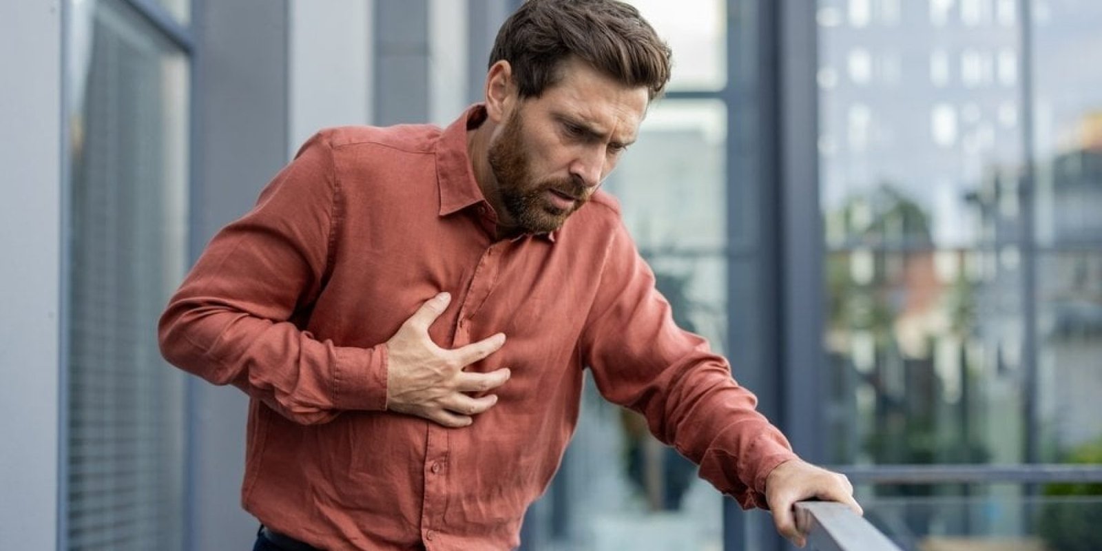 «Κολπική Μαρμαρυγή: Πώς Αυξάνει τον Κίνδυνο Άνοιας στους 50»