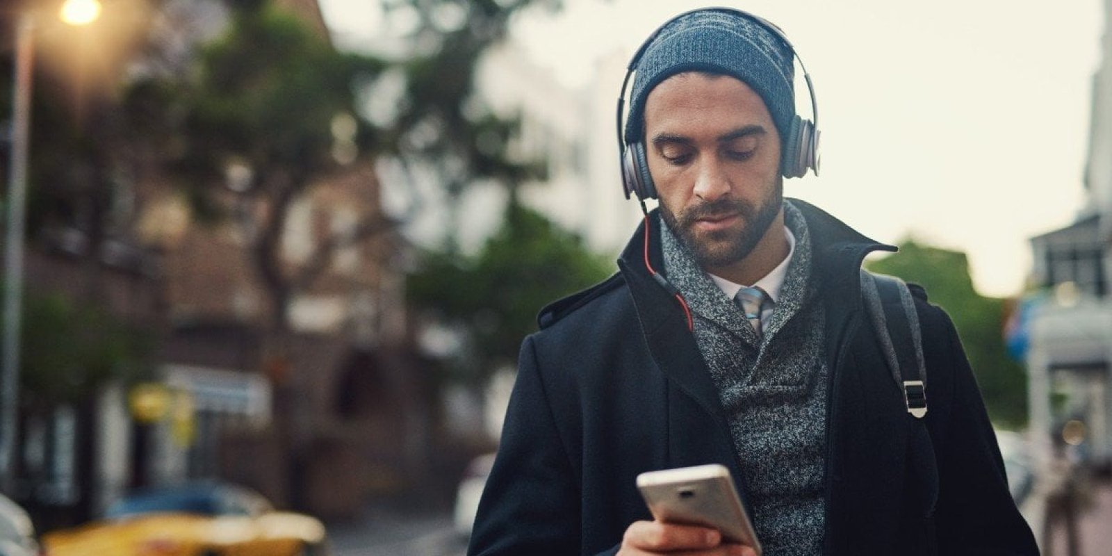 Μουσική για Μελαγχολία: Τι Αποκαλύπτουν οι Στίχοι για Εσάς