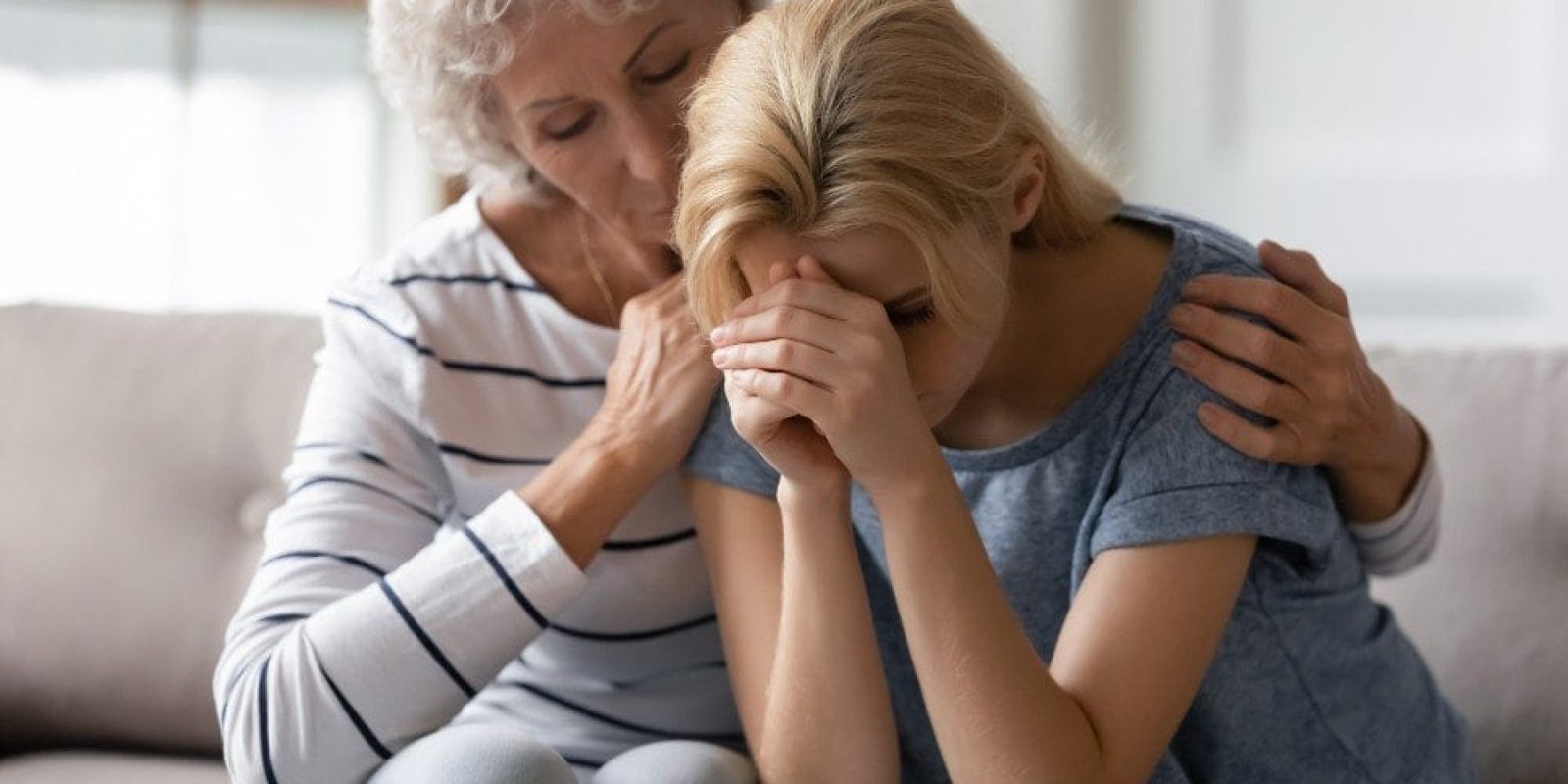 Οι 20χρονοι υποφέρουν ενώ οι παππούδες ζουν ξανά την νιότη