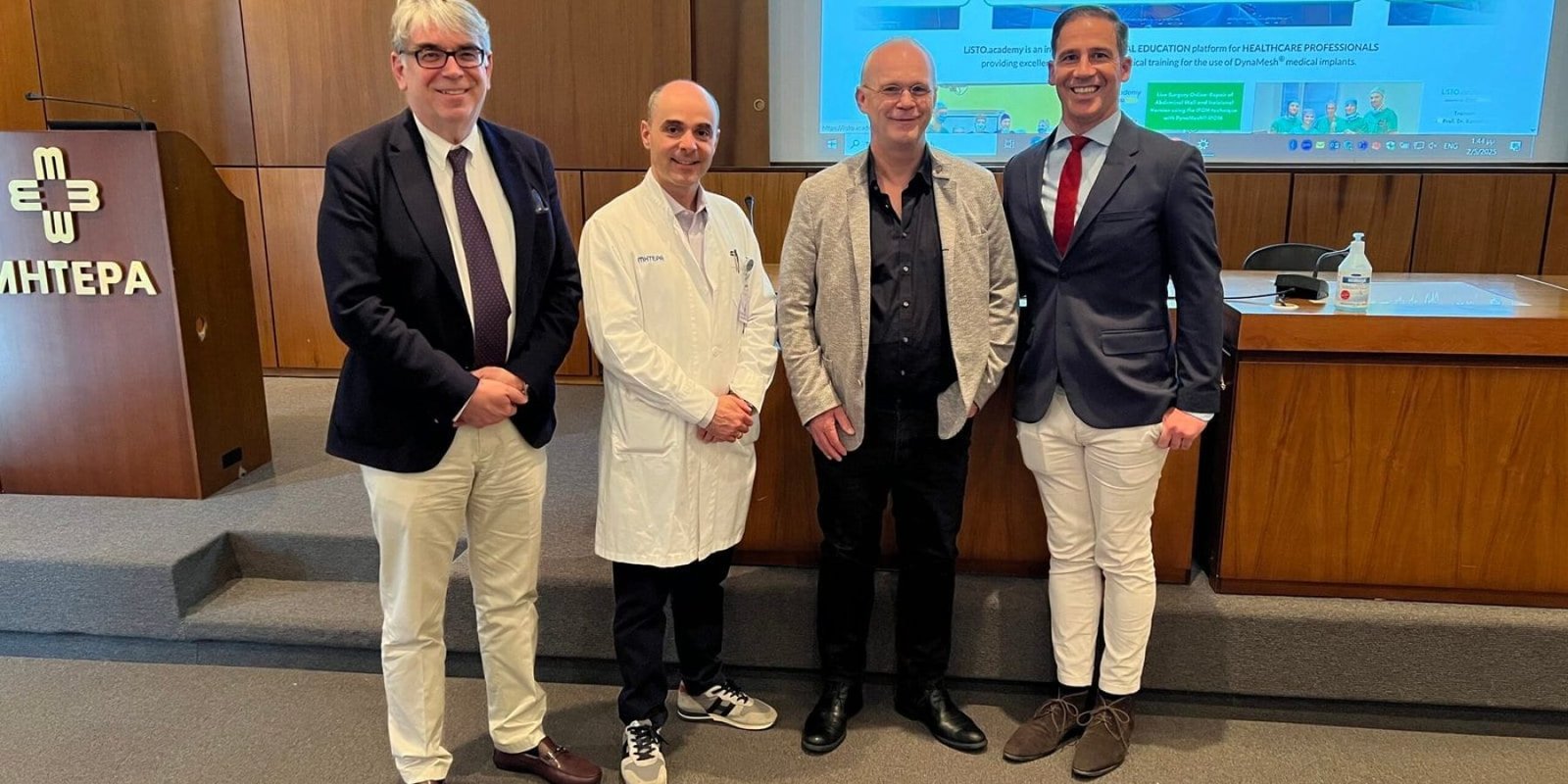 Ουρογυναικολογία Λαπαροσκοπική Κτενοπηξία στο ΜΗΤΕΡΑ Ουρογυναικολογία Λαπαροσκοπική Κτενοπηξία στο ΜΗΤΕΡΑ
