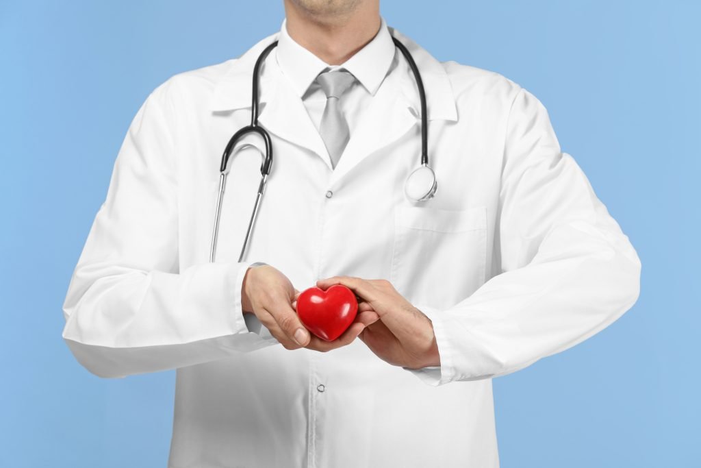 ilikia xekinoyn provlimata kardia 1024x683 jpg