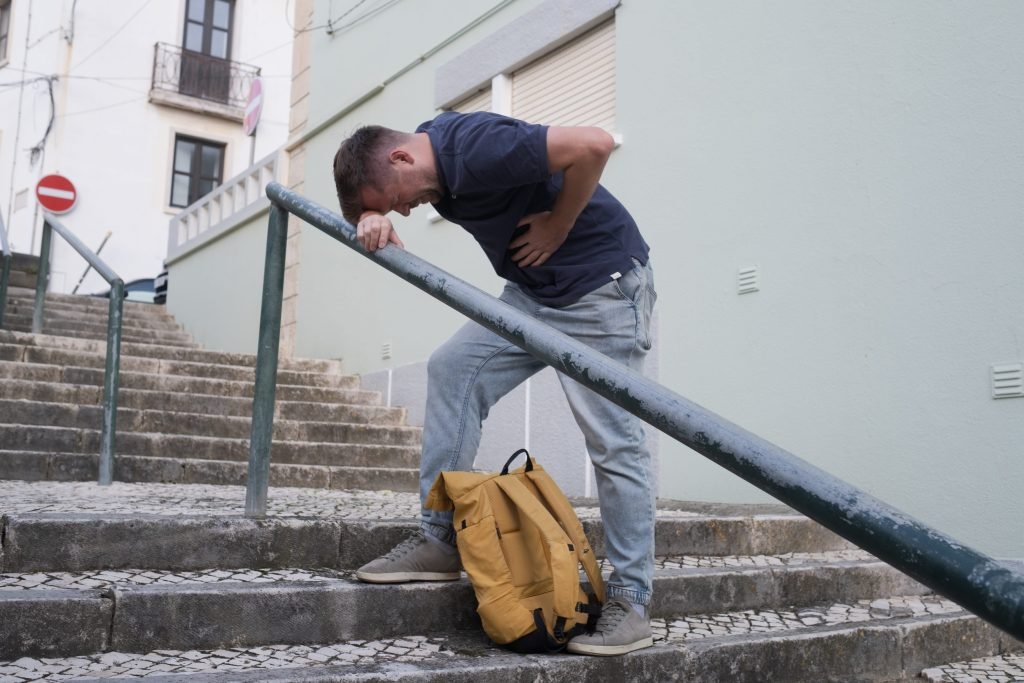 lachaniazete anevainete skales 1024x683 jpg