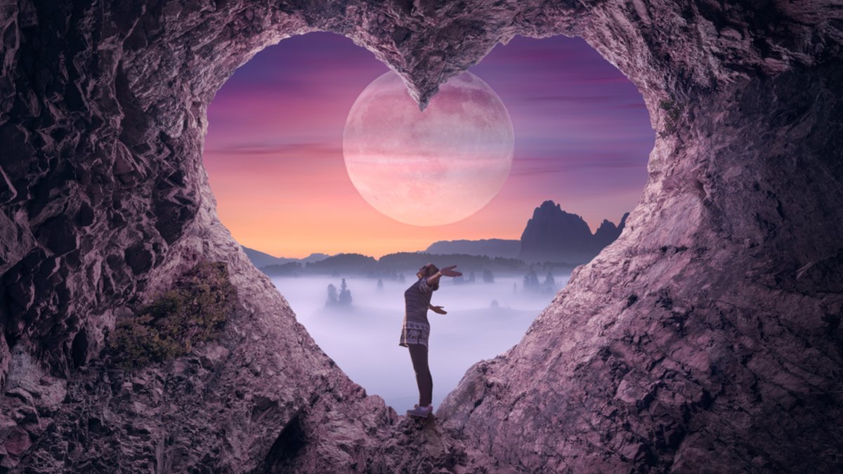 panselinos shutterstock 753415852 jpg