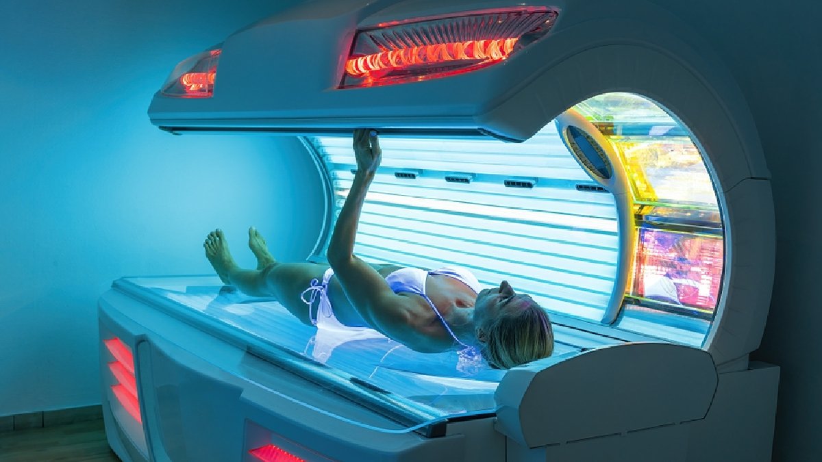 solarium shutterstock 2236406213 jpg