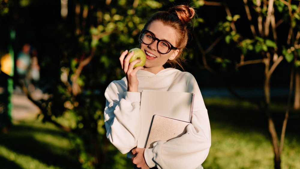 student healthy diet shutterstock 1115955683 jpg