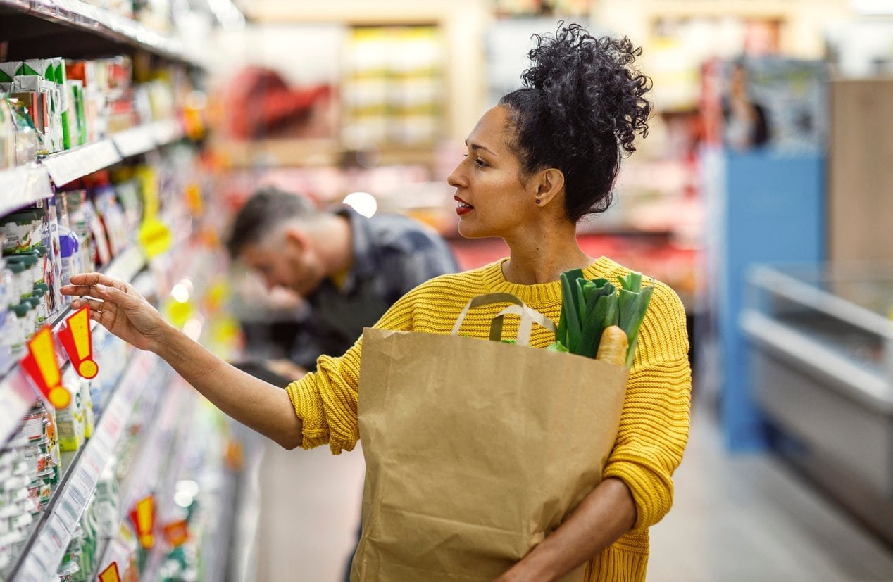 super market iStock 2159430999 jpg