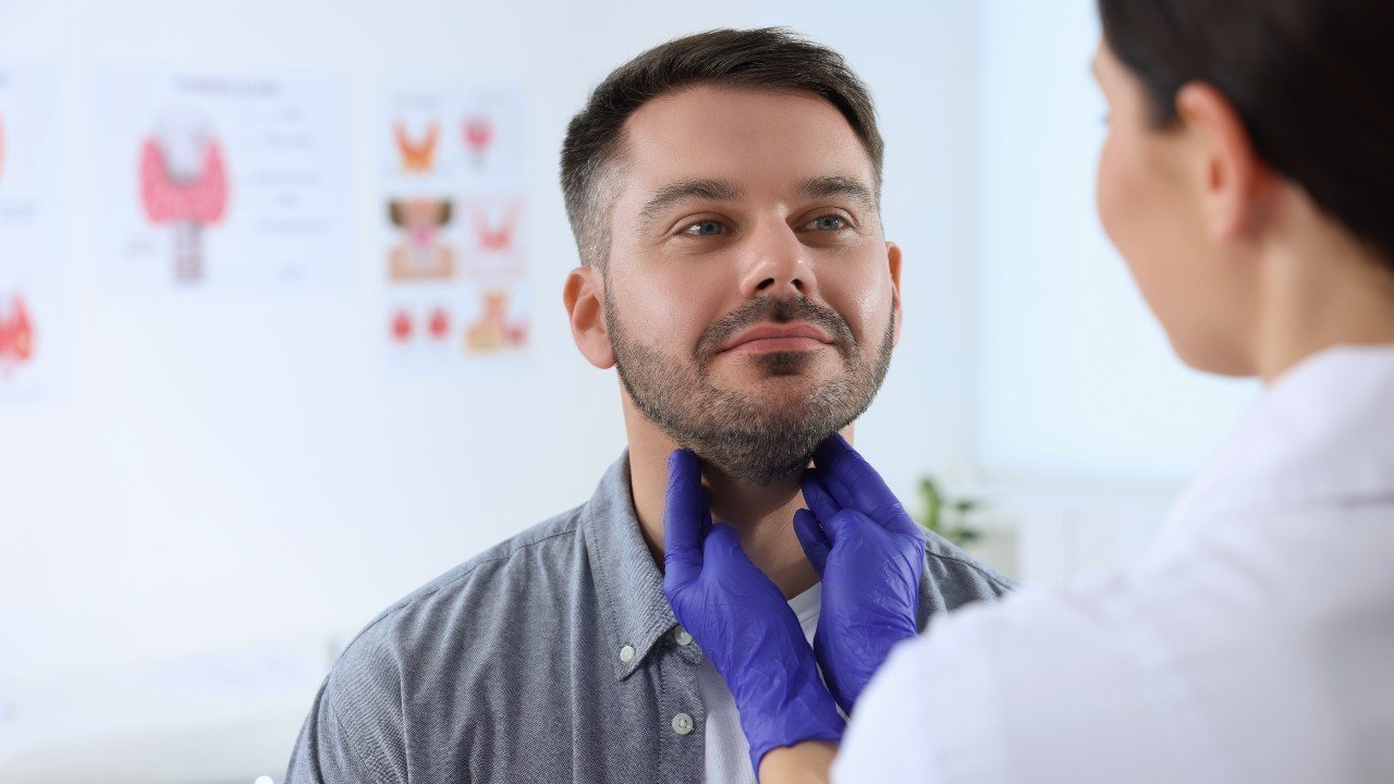 thyroid doctor 2376577383 jpg