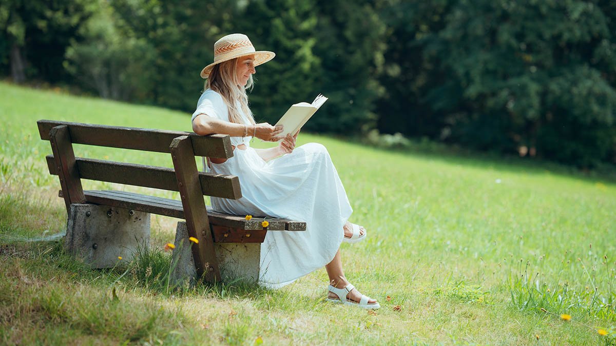 woman bench 2654555201 jpg